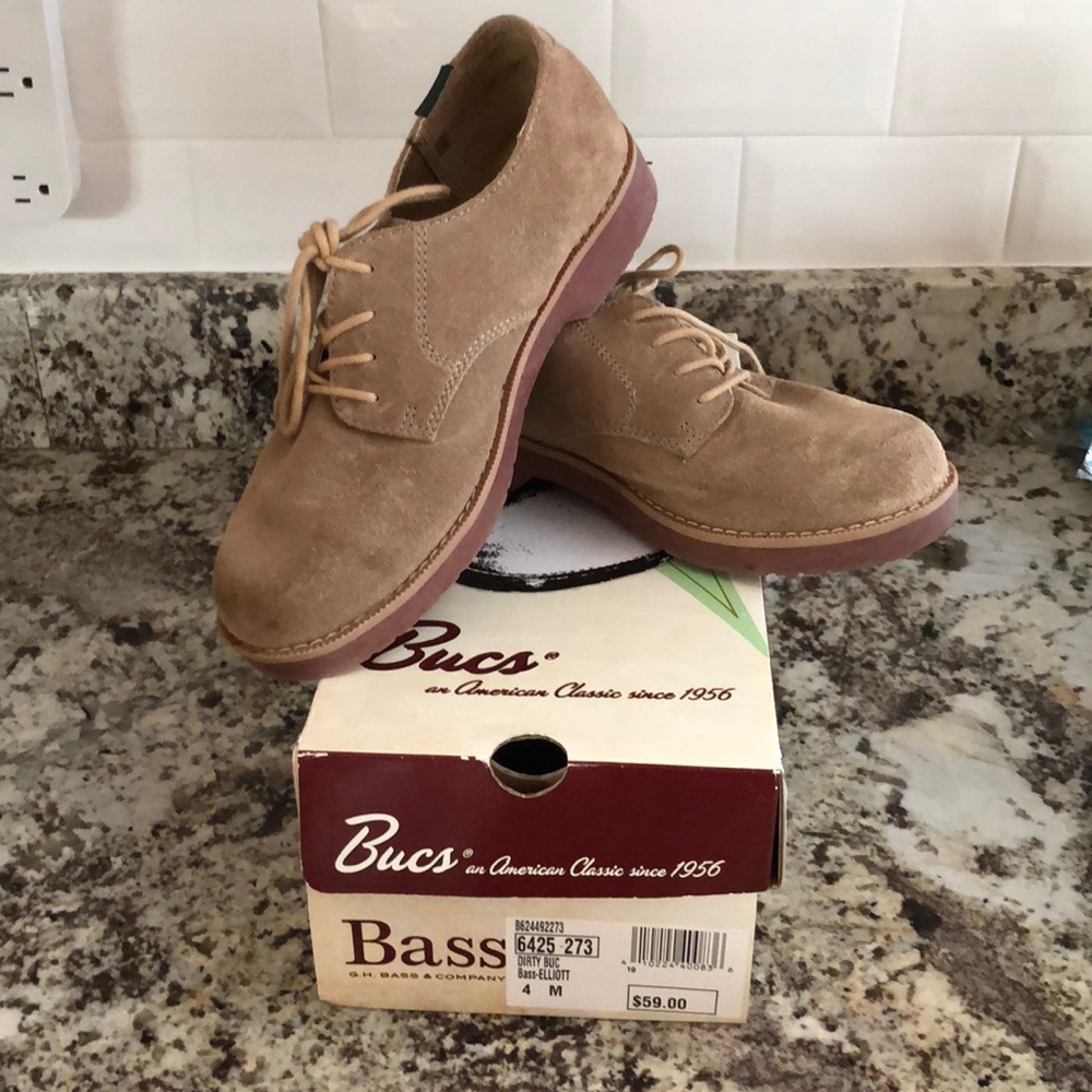 Bass Suede Bucs - Tan Size 4